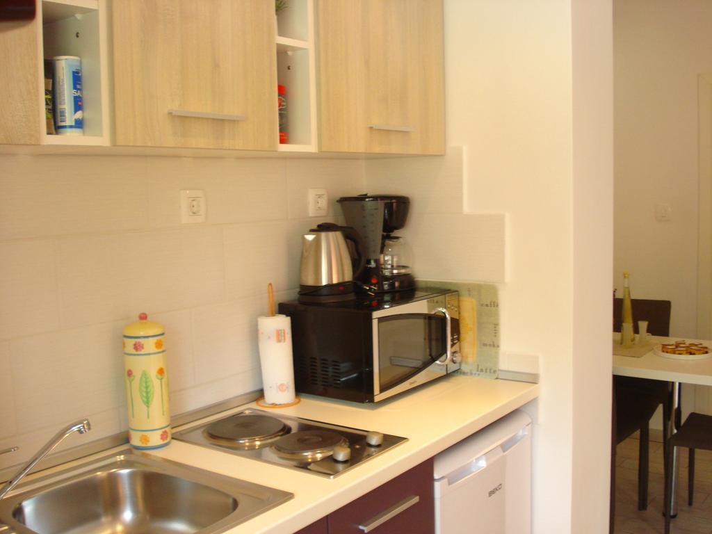 Studio Apartment Md Roč Exteriér fotografie