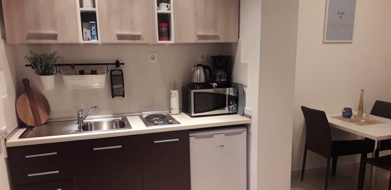 Studio Apartment Md Roč Exteriér fotografie